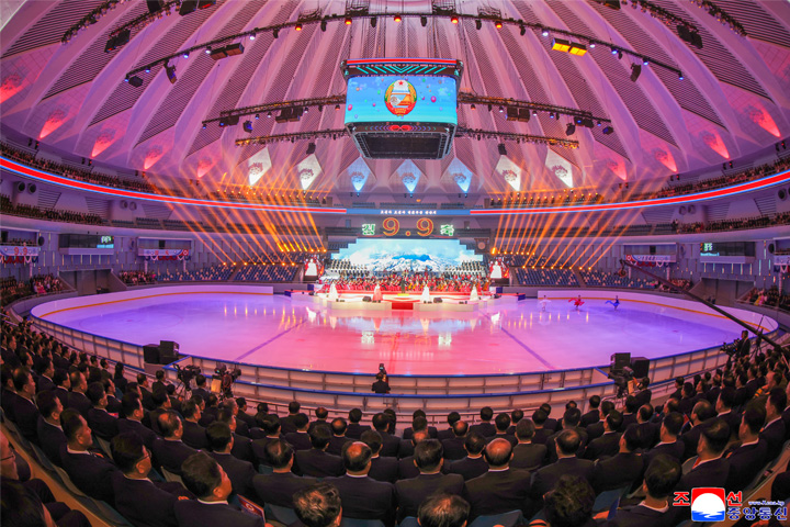 12-조선민주주의인민공화국창건 77돐 뜻깊게 경축